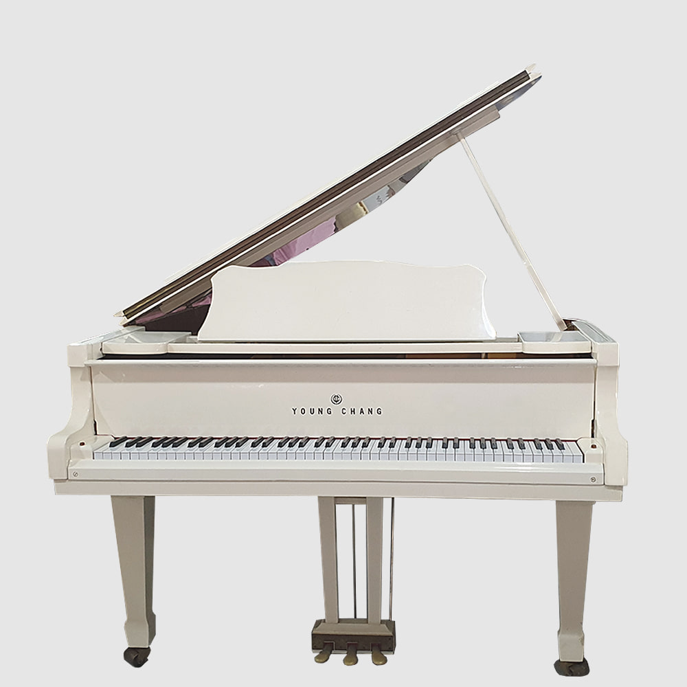 영창그랜드피아노 G-175 (4)